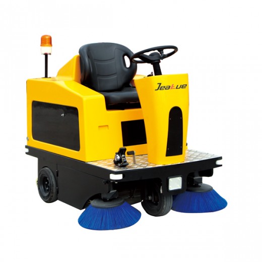 Ride-on Street Sweeper for Industrial Cleaning